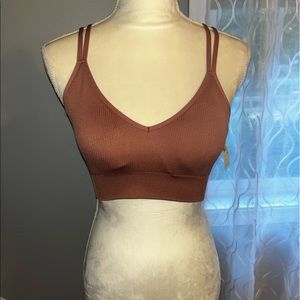 Aerie sports bra new